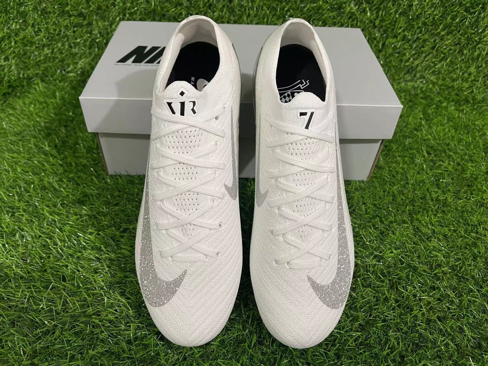 Crampons Mercurial Vapor XV Elite