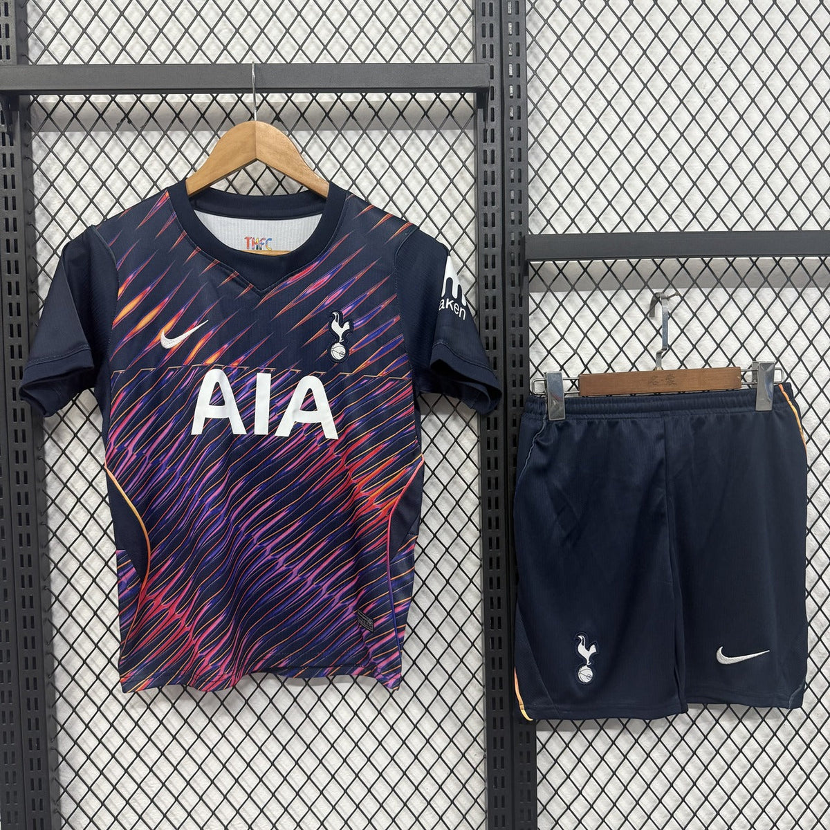 Tottenham Hotspur FC 2026/27 Away Kids Kit